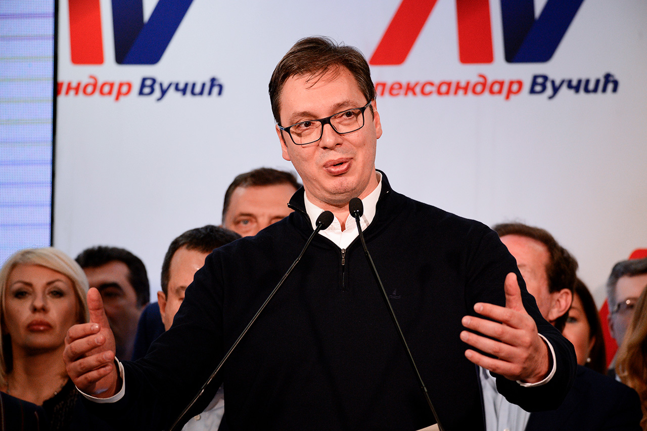 Ruski stručnjaci se slažu da će Srbija poslije Vučićeve pobjede nastaviti zbližavanje sa Zapadom. / 