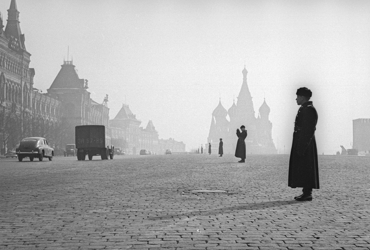 Red Square in the morning, 1959.    The lighter tone of the supplement was a welcome contrast to the official&nbsp;Izvestia, and gave greater scope to photo-reporters wishing to experiment, one of whom was Akhlomov.&nbsp;    &nbsp;