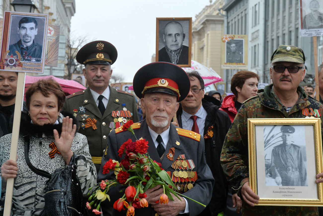 Selon le ministère russe de l’Intérieur, le défilé du Régiment immortel a rassemblé en Russie 7,8 millions de participants. \\ Kazan