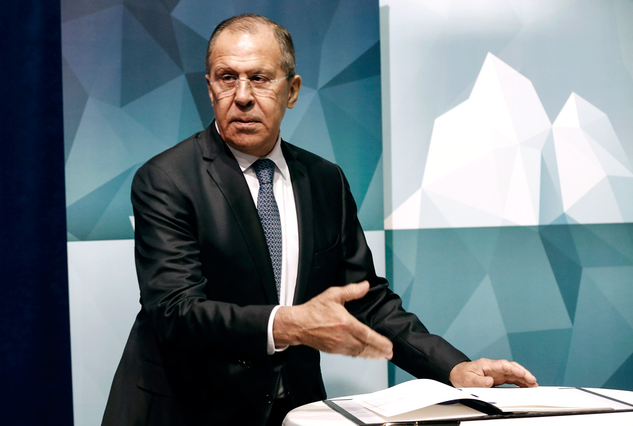 Menteri Luar Negeri Rusia Sergei Lavrov di Pertemuan Dewan Arktik.