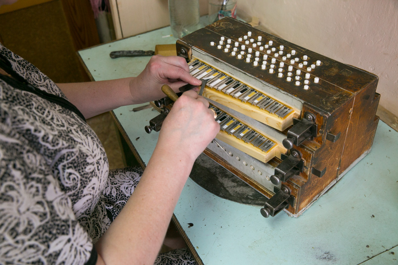 Word got out, and soon Sokolov and his accordion became known throughout Russia, putting Shuya on the map as the home of high-quality instrument-making.