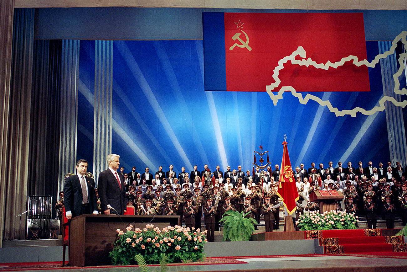 Russian Republic President Boris Yeltsin, front left, stands with Vice-President of Russia, Ruslan Khasbulatov during Yeltsin's inauguration ceremony at the Kremlin, July 10, 1991.