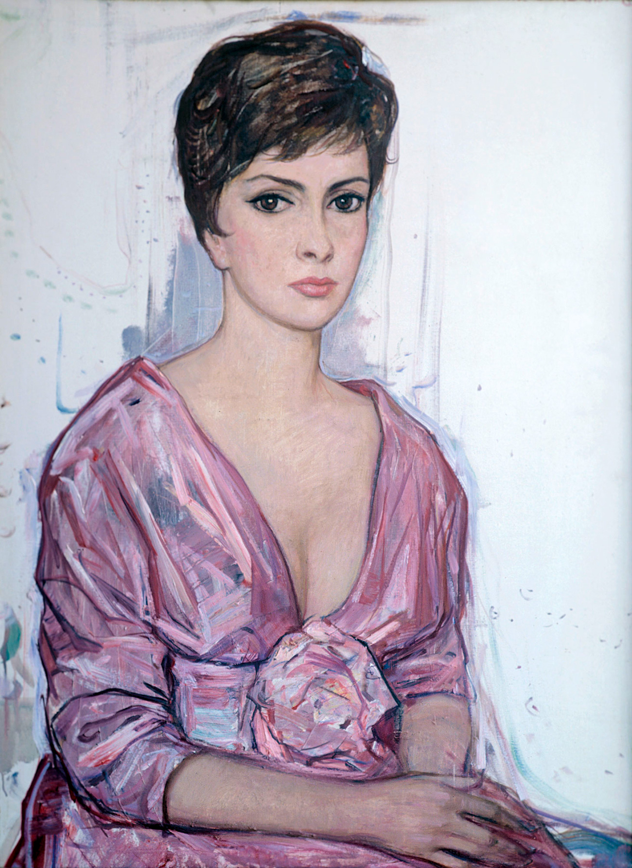 He painted portraits of many famous and beautiful women and some of them, such as Italian actress Gina Lollobrigida, couldn’t resist a charming young painter. In 1961, they met in Moscow and two years later he visited her in Rome. Glazunov himself admitted that he couldn’t resist female beauty, but pointed out that his romantic affairs were nothing compared to his love for his one and only Nina. Tragically, in 1986 she jumped out of a window and it is not known to this day what prompted her. Glazunov could never accept that it was a suicide.