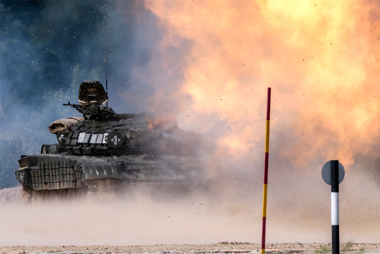 Тенк Т-72Б1 на Меѓународните армиски игри-2017. 6 август 2017, Тјумен, Русија.