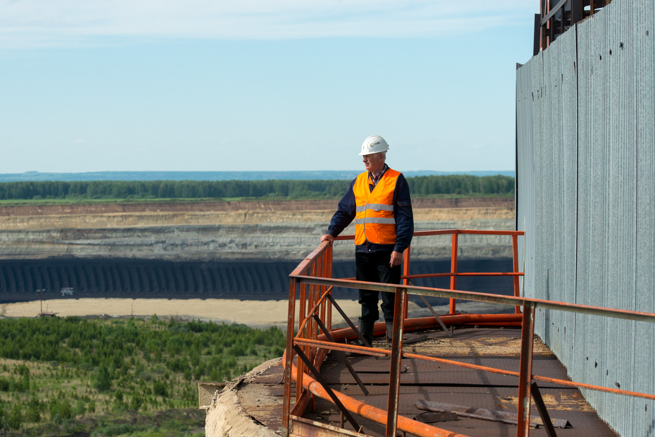 La centrale elettrica di Berezovskaya, tra le più potenti della Siberia, è il principale consumatore di carbone dell’omonima cava