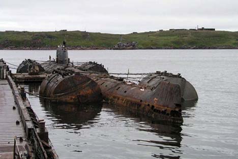 O K-159 afundou em 2003 no mar de Barents, quando o rebocavam para reciclagem. Foto: wikimedia.org