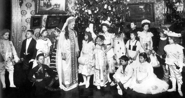 O Natal na família imperial se distinguia pelo número de árvores Foto: Kommersant
