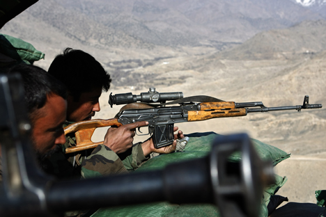 O fuzil Dragunov tem um histórico de boa confiabilidade nos conflitos no Afeganistão, Tchetchênia e outras regiões de conflito Foto: AFP / EastNews
