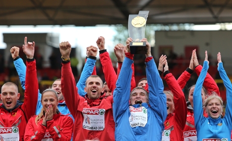 No último domingo (23), a seleção russa, mais uma vez, sagrou-se campeã, com 22 medalhas– dez ouros, oito pratas e quatro bronzes Foto: AP