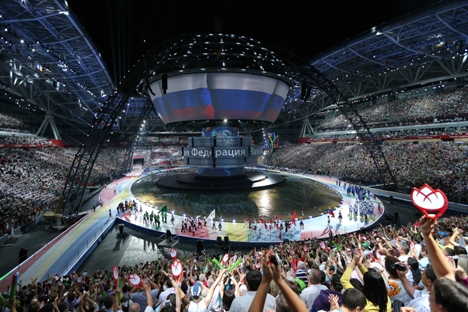 Com capacidade para 45 mil espectadores, Kazan Arena sediou a cerimônia de abertura dos jogos Foto: RG