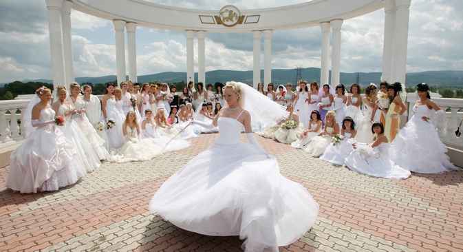 Eine moderne russische Hochzeit hebt heute die Individualität des Paares hervor. Foto: Reuters