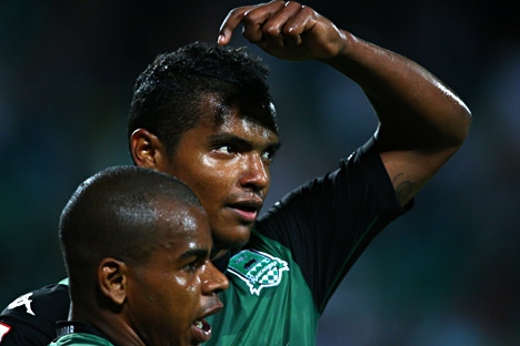 Wanderson e Joãozinho não são os primeiros jogadores que quiseram se naturalizar para jogar na seleção da Rússia Foto: ITAR-TASS