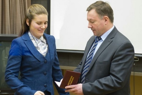 Anna Kíkina  tem certificação para trabalho de salvamento e título de mestre em rafting Foto: Roscosmos