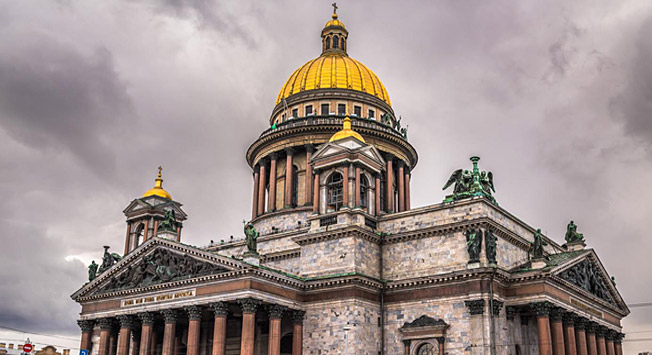 Catedral de São Isaac é o terceiro ponto turístico mais visitado de São Petersburgo