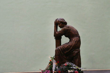 Denkmal für die Dichterin  vor dem Zwetajewa-Museum in Moskau. Foto: RIA Novosti.