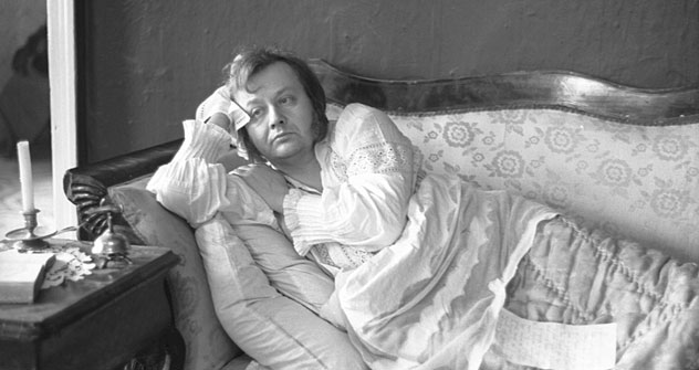 Die Romanfigur Oblomow prägte das russische Selbstbild: Schauspieler Oleg Tabakow in dieser Rolle: Bild: Kinopoisk 