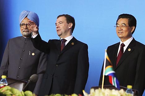 Indiens Premier Mahmohan Singh, russischer Präsident Dmitri Medwedjew und chinesischer Präsident Hu Jintao.Foto: AP