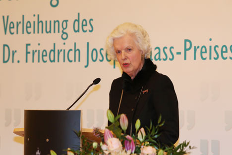 Alexandra Gräfin Lambsdorff während ihrer Dankesrede anlässlich der Ehrung mit dem Dr. Friedrich Joseph Haass-Preis. Foto: Deutsch-Russisches Forum e.V. (Sascha Radke, Eventpress)
