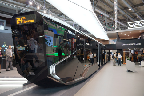 Die neue Straßenbahn ist mit Wi-Fi, GPS, einem Navigationssatellitensystem, Videokameras statt Außenspiegeln und Klimaanlage ausgerüstet. Foto: Darja Kesina
