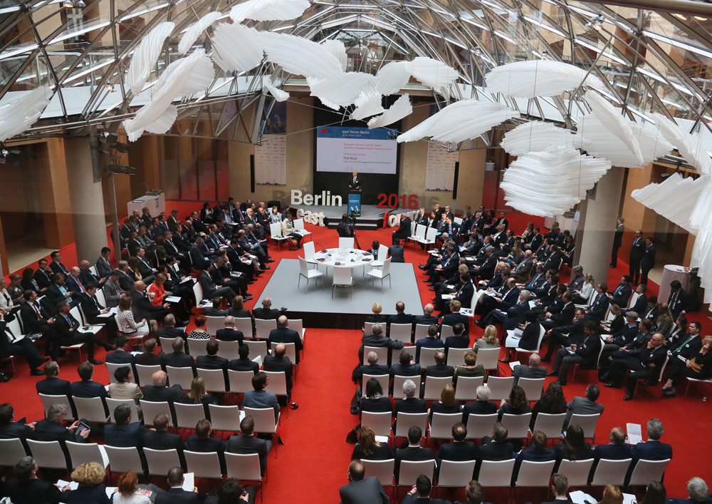 Die Stärkung der Ost-West-Wirtschaftsbeziehungen stand im Mittelpunkt des vierten „east forum Berlin“.