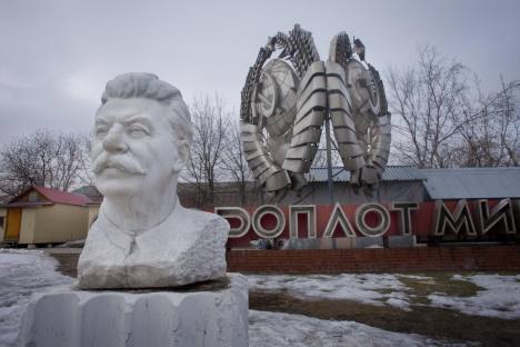 Hard man: a bust of Stalin in the sculpture park at the Museon on Krymsky Val, which also includes six statues of Lenin and one of Sverdlov. Source: Ricardo Marquina Montanana