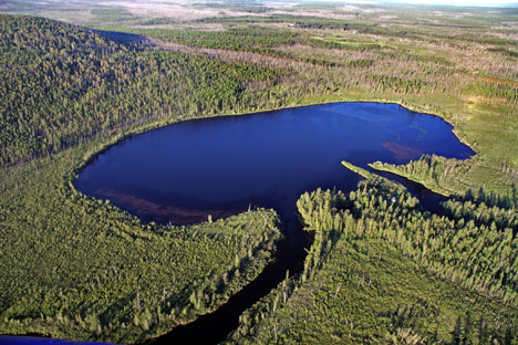 Lake Cheko in the Krashoyarsk Region. Source: Kommersant.ru