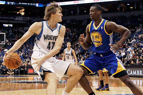 Minnesota Timberwolves' Andrei Kirilenko, left, of Russia, drives around Golden State Warriors' Harrison Barnes in the first half of an NBA basketball game on Friday, Nov. 16, 2012, in Minneapolis. Source: AP