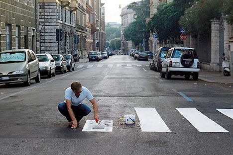 When there are not enough zebra crossing, it's the time to paint them. Source: Didier Courbot.