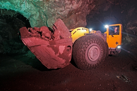 Rock sounds: Powerful machines excavate the ore at the Taymyrsky mine. There is little manual labour. Source: Press Photo