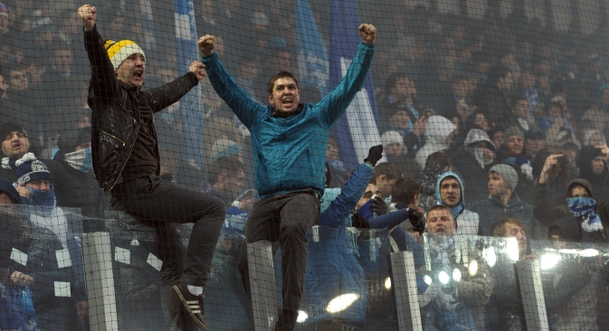 True fans and hooligans alike may soon adhere to new rules at soccer matches, as a federal law regarding soccer fans is to be adopted in Russia in the near future. Source: Kommersant 
