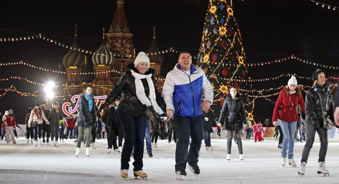Moscow's central ice rink is on Red Square and adjacent to GUM. Source: ITAR-TASS 