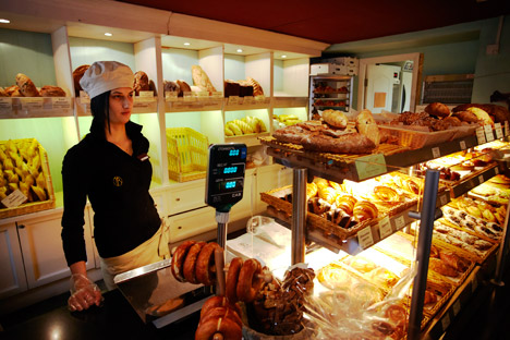 Volkonsky offers monge, whole-wheat and mixed grain baguettes, as well as traditional Russian breads in French style. Source:Antonio Fragoso