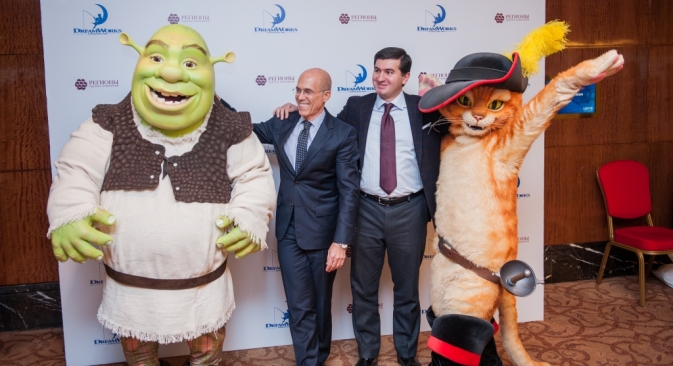 "DreamWorks' characters are very popular in Russia. Pictured (L-R):  DreamWorks CEO Jeffrey Katzenberg and Amiran Mutsoev, a member of the GK Regions board. Source: GK Regions