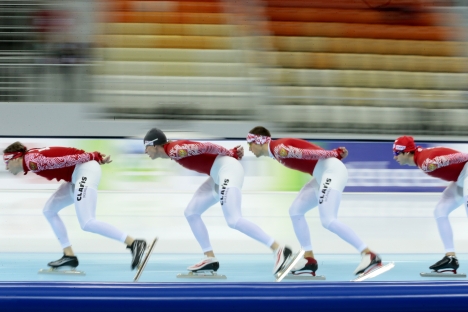 The men's team of Russia skate during their warming-up before the men's team pursuit race, at the ISU World Single Distances Speed Skating Championships 2013 in Adler-Arena in Sochi, Russia, Sunday March 24, 2013. Source: AP
