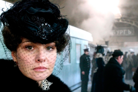 One of the major festival releases will be Sergei Solovyov’s long-awaited “Anna Karenina,” which is particularly significant following the success that Joe Wright’s “Anna Karenina” had in Russian cinemas. Source: Kinopoisk