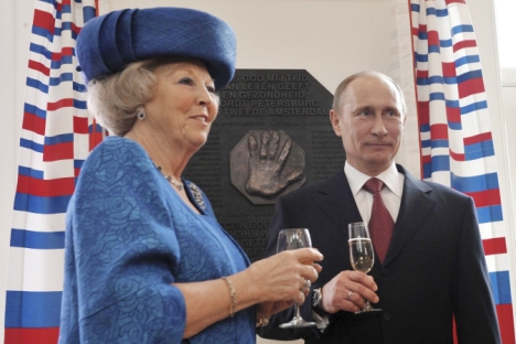 Zusammen mit Königin Beatrix eröffnete Wladimir Putin das Jahr Russlands in den Niederlanden und das Jahr der Niederlande in Russland. Foto: Reuters
