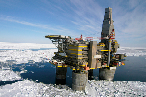O campo de extração está localizado a 60 km da costa, no mar de Pechora Foto: Gazprom