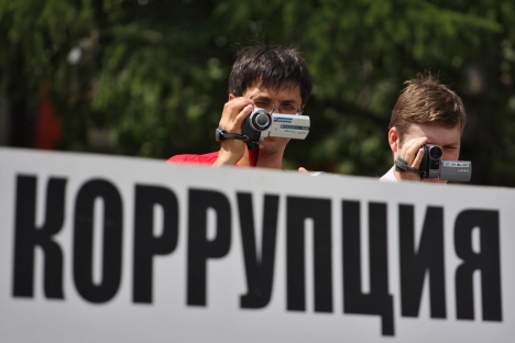 Dificuldade de aplicar leis anticorrupção na Rússia se deve ao fato de serem controladas pelas próprias autoridades Foto: Kommersant