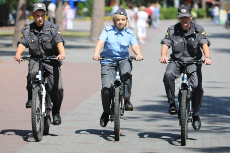 Moscow authorities decided to “bicyclize” the city's police to improve its efficiency. Source: ITAR-TASS