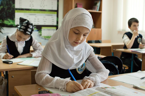 Em meados de 2013, a Suprema Corte se recusou a anular uma decisão do tribunal de Stavropol que definia a proibição de hijabs em instituições de ensino locais Foto: TASS