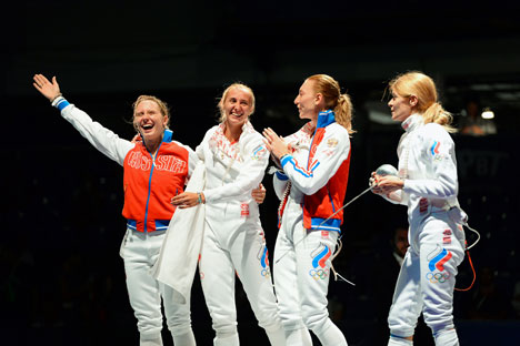 The success of the Russian fencing team at the World Championships gives reason to hope for a shower of gold medals at the 2016 Summer Olympics in Brazil. Source: AFP / East News