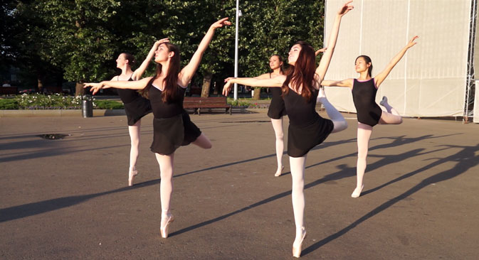 The Russian ballet technique attracts American students. Source: RBTH