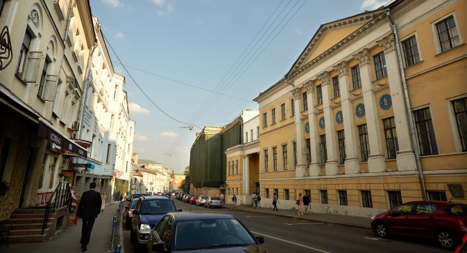 Bolshaya Nikitskaya Street, the site of the Moscow Conservatory where Pasternak entered in 1908 after finishing grammar school. Source: Elena Pochetova