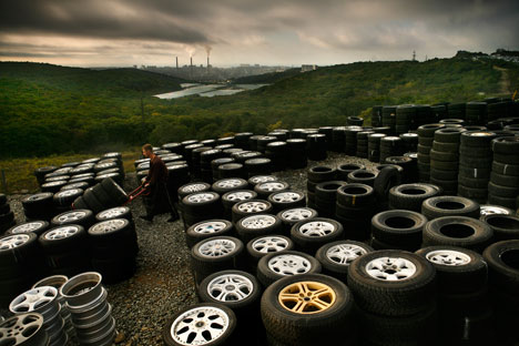 Tires at a car market in Vladivostok. Vladivostok. Source: Aaron Huey / National Geographic / Getty Images