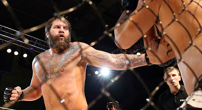 Brother of Russian famous fighter Fyodor Yemelyanenko, Alexander, plans to recover after training using old-fashioned methods—vitamins, massage and going to the Russian banya. Source: ITAR-TASS