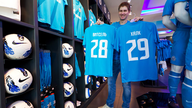 St. Petersburg’s Zenit club earned $ 81 million in 2012—a decent enough sum, but the club was spending much more. Only the transfers of the Brazilian Hulk and the Belgian Axel Witsel amount to $131.1 million. Source: Press Photo