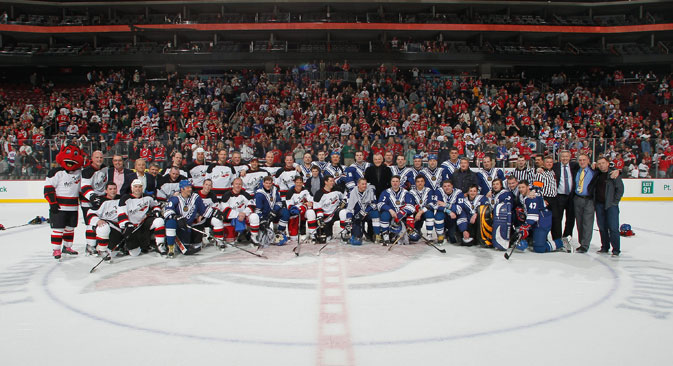The NHL and the Russian Hockey Legends during the Global Hockey Legends For Hurricane Sandy Relief Charity Game in New Jersey, on April 13. Source: Getty Images / Fotobank