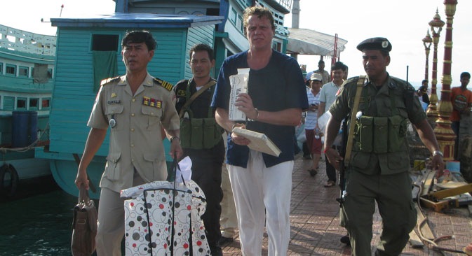 In the early hours on Monday the Cambodian authorities launched an operation to detain the Russian businessman, who had been put on an international wanted list. Source: AP