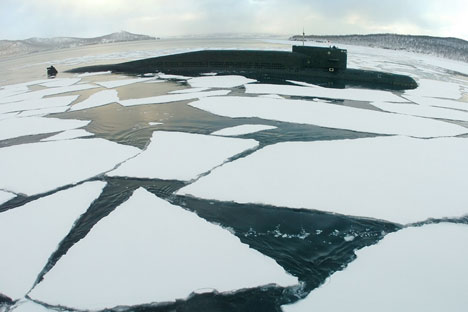 submarine under ice