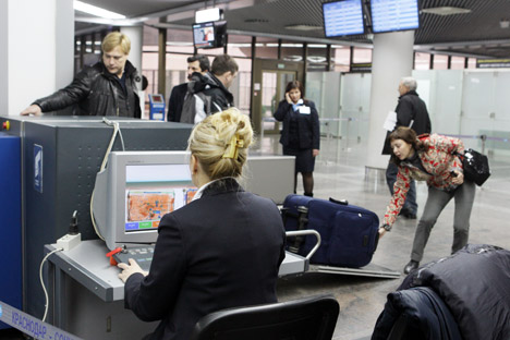 Dois grandes aeroportos de Moscou, Cheremetievo e Vnukovo, já haviam informado sobre a proibição de levar líquidos na bagagem de mão Foto: Mikhail Mokrúchin / RIA Nóvosti